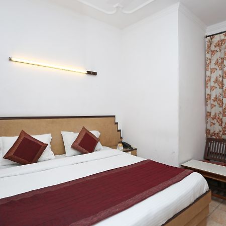 Capital O 10750 Hotel Vivek New Delhi Extérieur photo