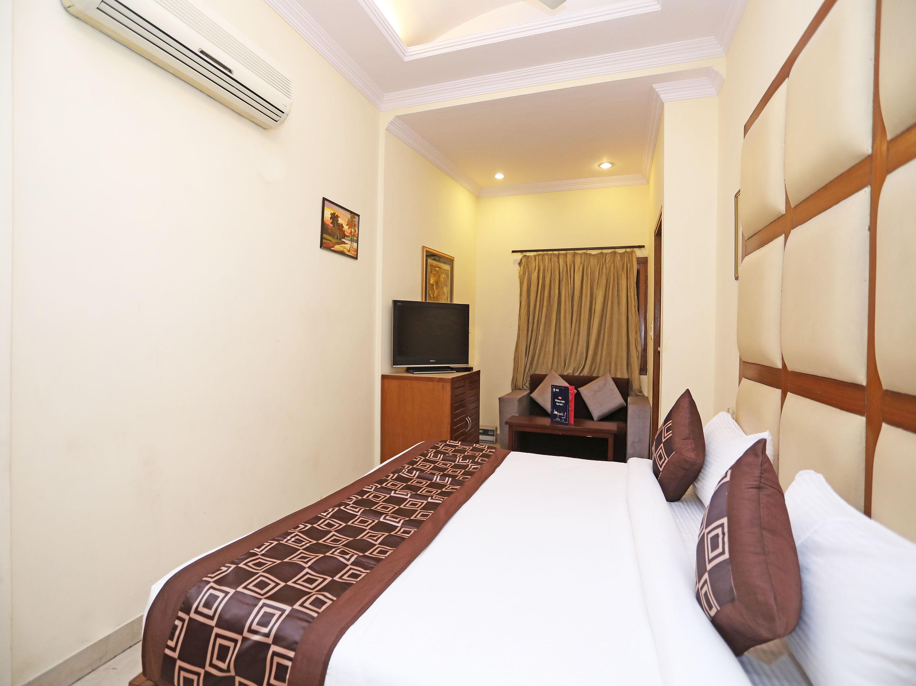 Capital O 10750 Hotel Vivek New Delhi Extérieur photo