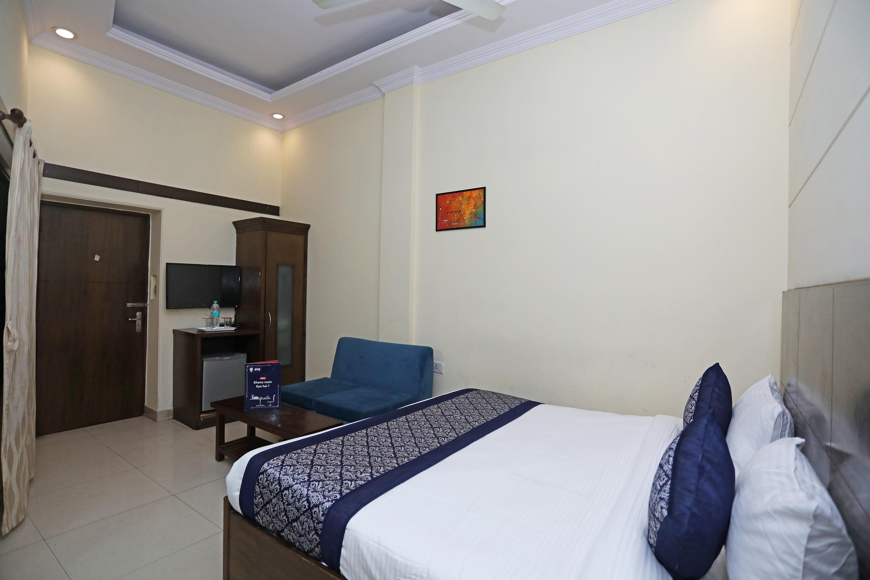 Capital O 10750 Hotel Vivek New Delhi Extérieur photo