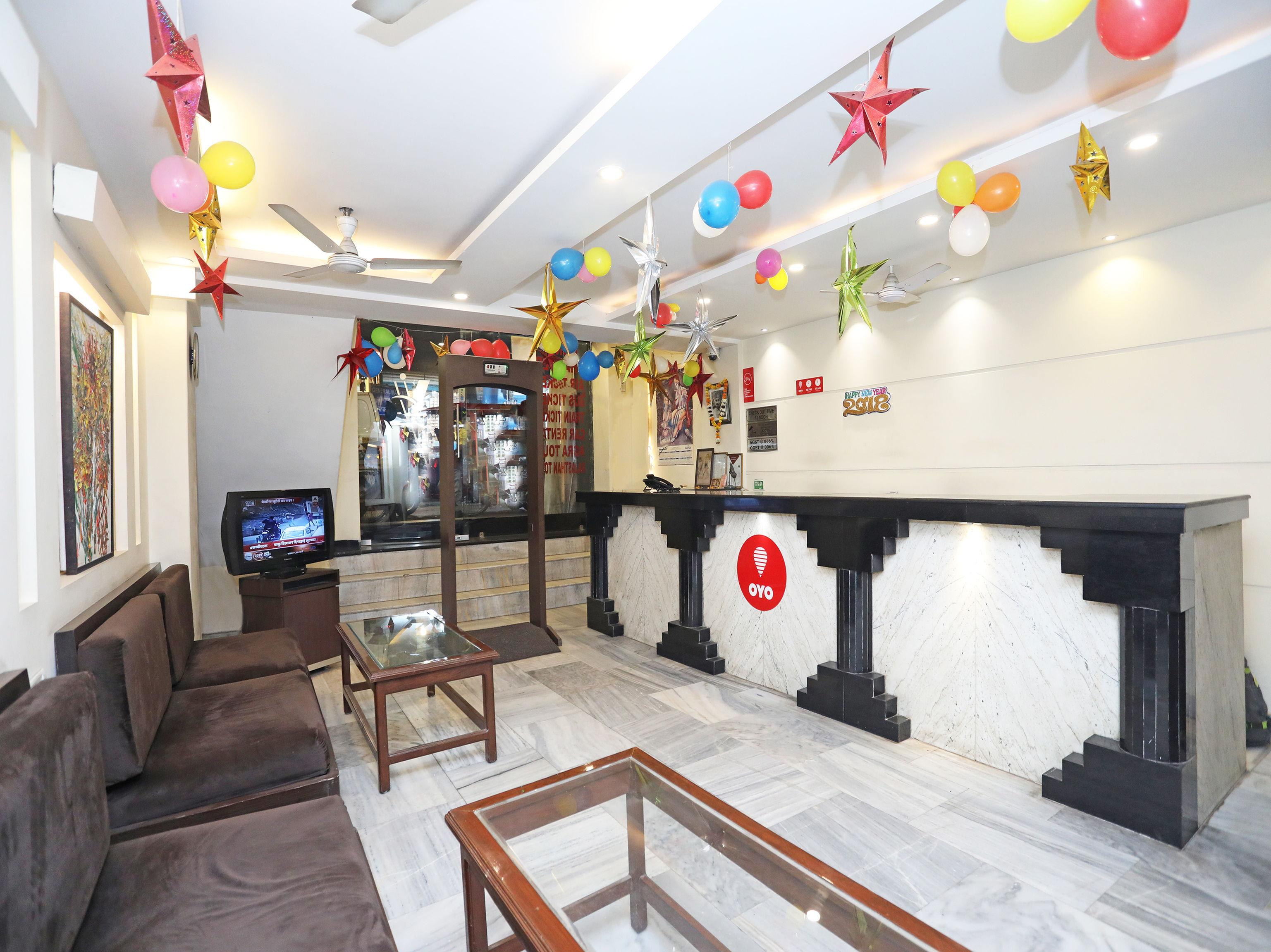 Capital O 10750 Hotel Vivek New Delhi Extérieur photo